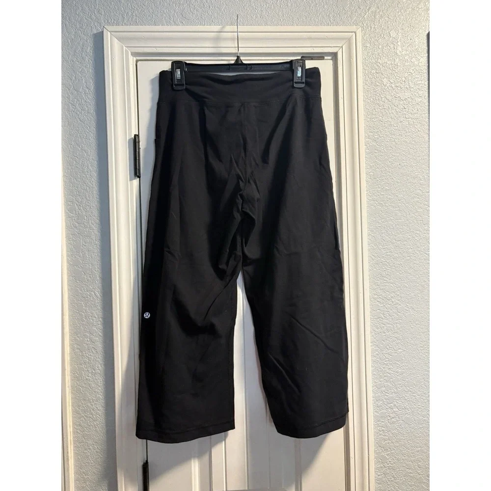 Lululemon Wide Leg Crop Pants Womens 6 Black Drawstring Pockets Yoga Athleisure